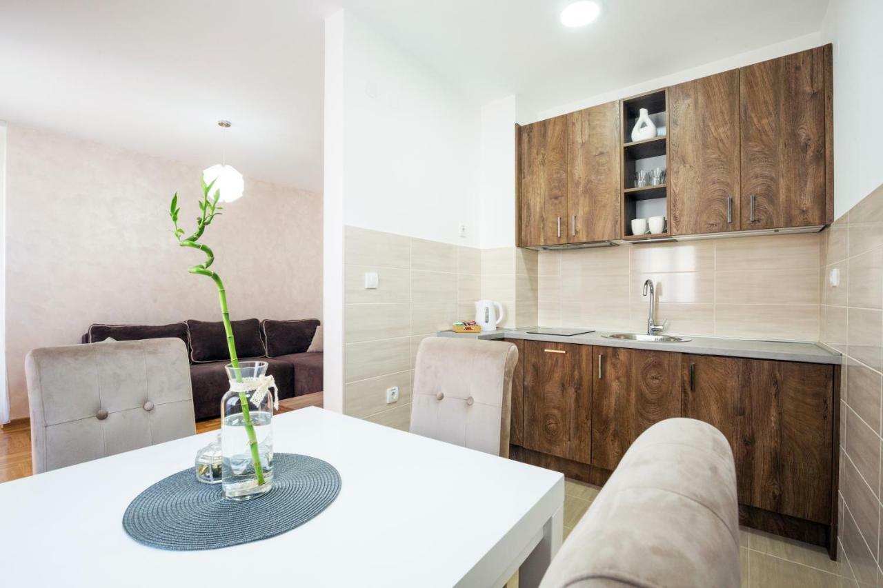 Thomas Residence Belgrado Esterno foto